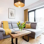 شقة Niedzialkowskiego By Renters *