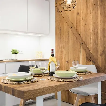 Niedzialkowskiego By Renters Apartmán