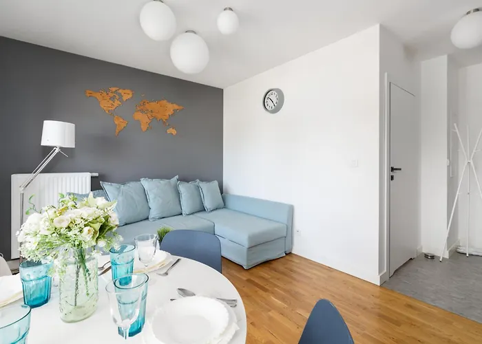 Niedzialkowskiego By Renters アパート *