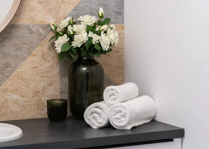 Niedzialkowskiego By Renters アパート *