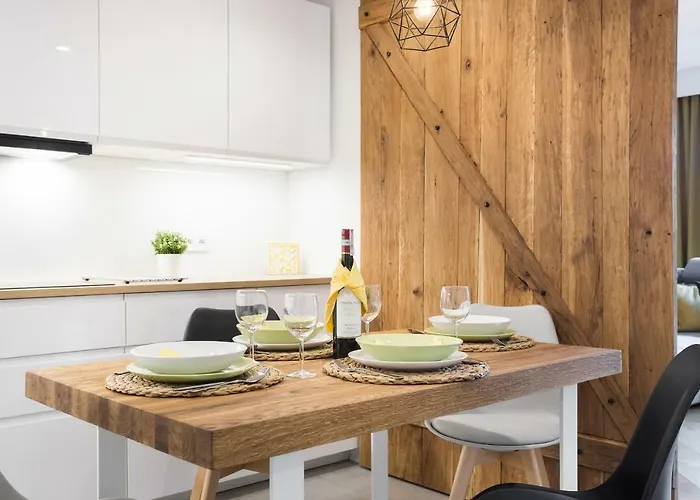 Niedzialkowskiego By Renters アパート