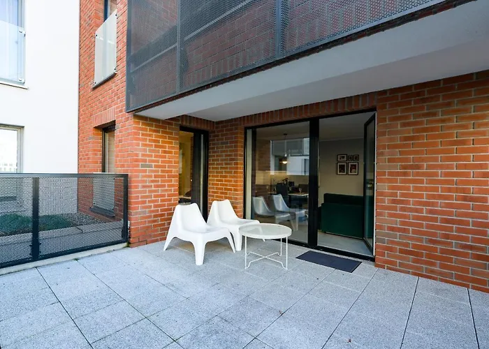 Niedzialkowskiego By Renters *